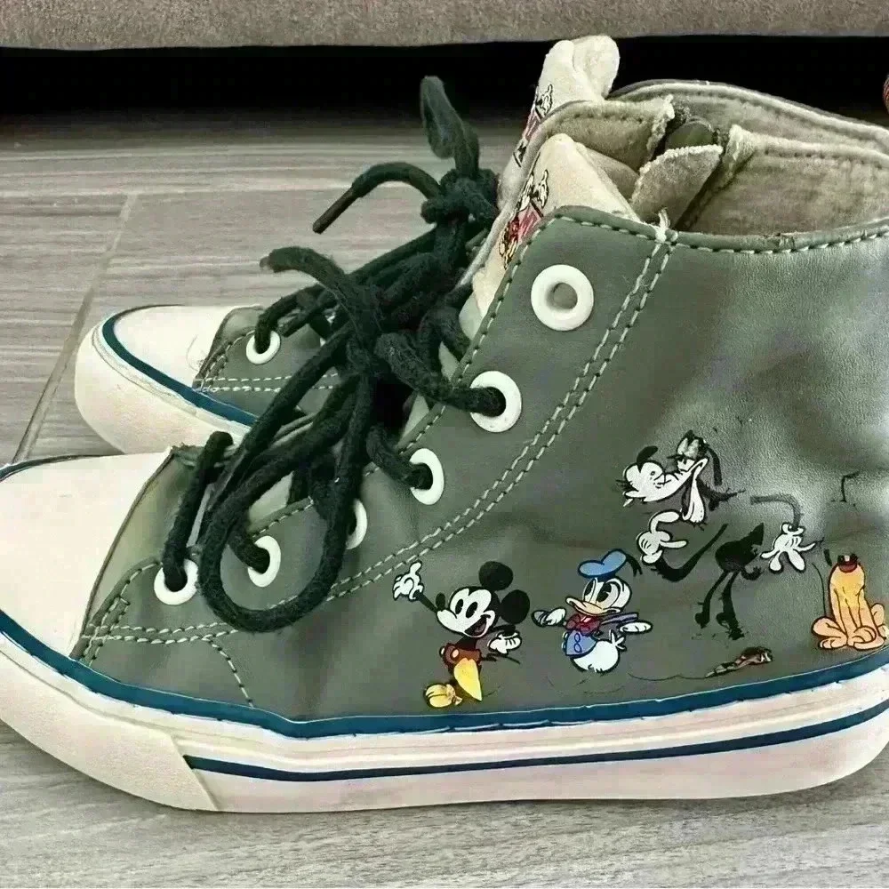 Disney X Zara Mickey Mouse and Friends Hi Top Sneakers size 31